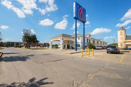 Motel 6 Dallas - Irving DFW Airport South - 18