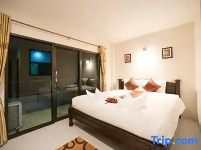 Srichada Khaolak - 105