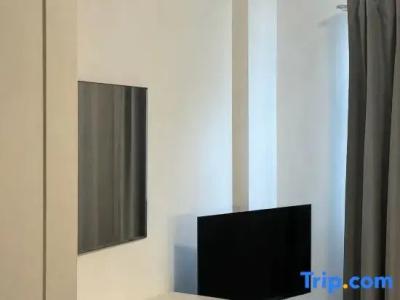 Thassanee - 31