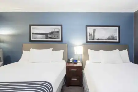 Sandman & Suites Kelowna - 23