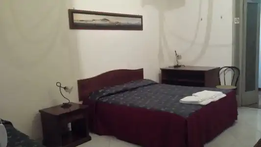 Miseria e Nobiltà - 0
