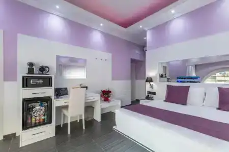The One Boutique & Spa - 109