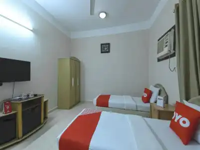 Marsa Al Masafar Apartment - 32