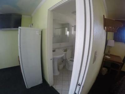 City Center Motel - 8