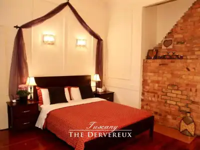 The Devereux Boutique - 80
