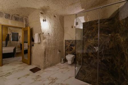 The Niche Cave - 101