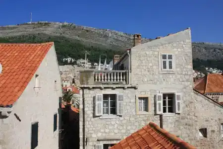 Celenga Apartments with free offsite parking - 25