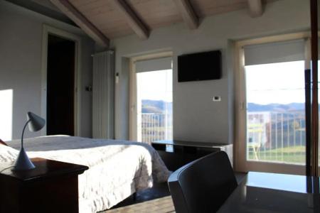 Red Wine Camere - 37