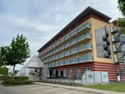 KurPyramide - 0