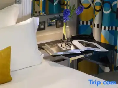 Hôtel Les Matins de Paris & Spa - 90