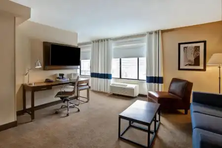 Four Points By Sheraton Peoria - 86