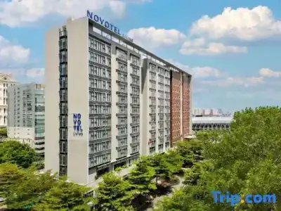 Novotel Living Saigon South - 72