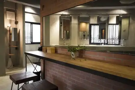 Bed Station Hostel - 10
