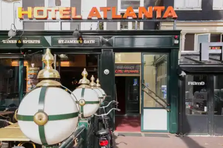 Atlanta - 44