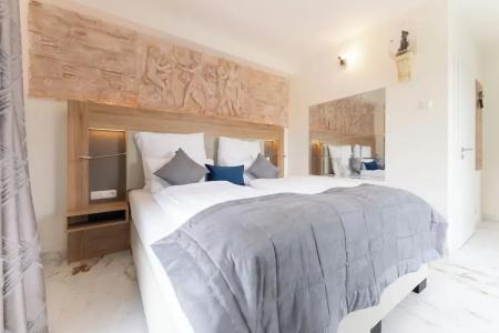 & Restaurant Sparta - 65