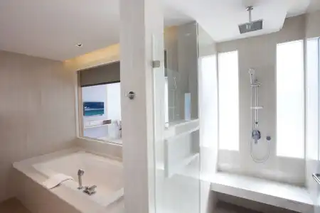 Le Meridien Khao Lak Resort & Spa - 17