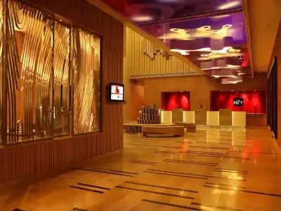 The Metropolitan and Spa New Delhi - 7