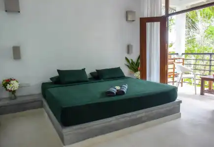 Eva Lanka - 0