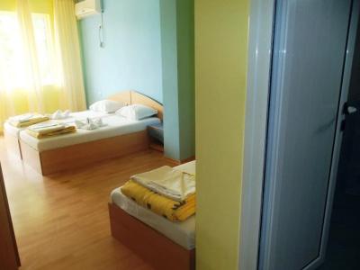 Arkadia Guest House - 4
