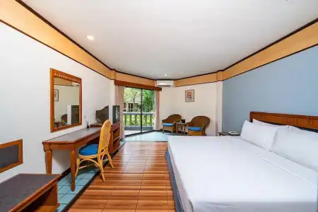 Botany Beach Resort Pattaya - 55