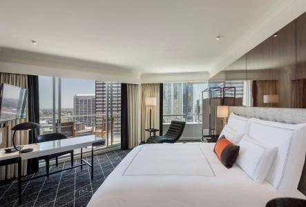 Swissotel Sydney - 5