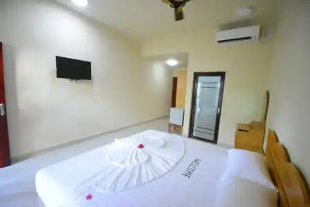 Sunrise Inn - 8