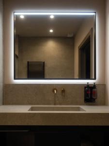 The Glam Boutique & Apt - 95
