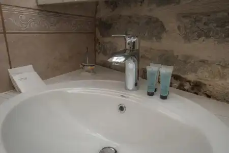 Antika Guesthouse - 6