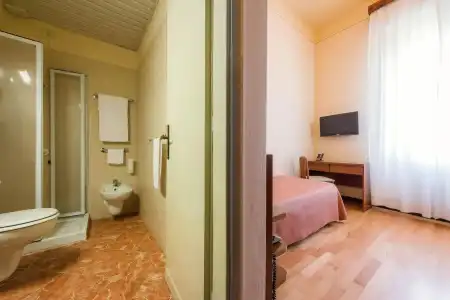 Reale - 4