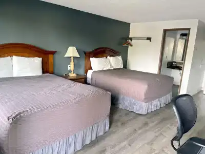 Economy Inn - 5