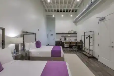 Studio 154 Luxury - 5