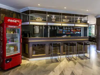 Garden Paradise & Serviced Apartment - 10