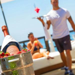 Oceano Beach Club - 27