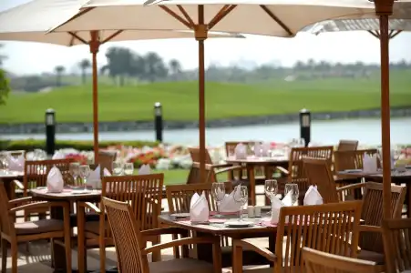Address Montgomerie - 25