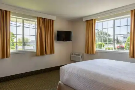 Ogunquit & Suites - 104