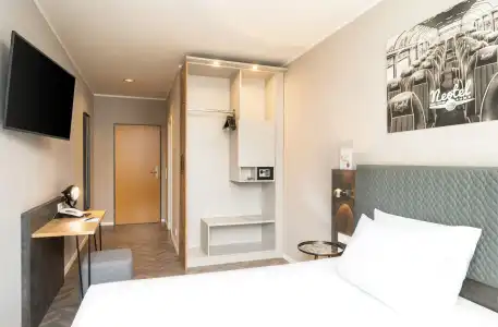 ArtANA Neotel, Trademark Collection by Wyndham - 33