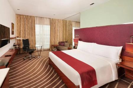 Holiday Inn Mumbai International Airport by IHG - 74