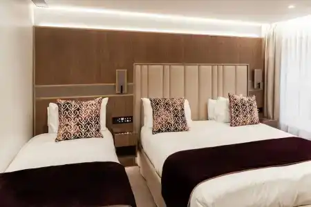 Merit Kensington - 104
