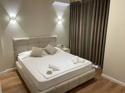 Arial Penthouse Suites - 302