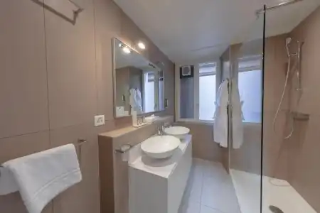 Hôtel de la Rouvenaz - 108