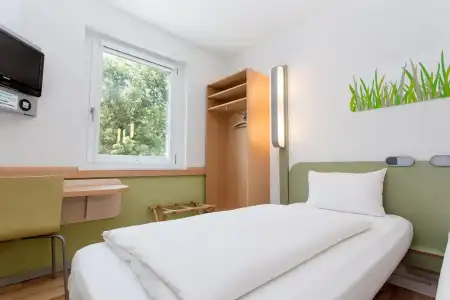 Ibis Budget Augsburg City - 24