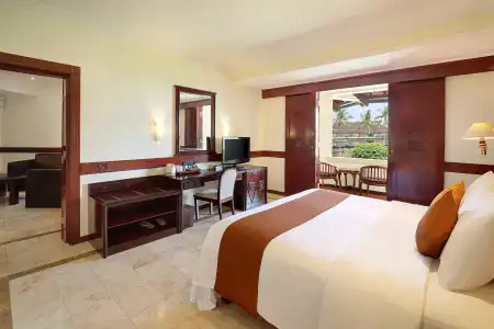 Villa at Discovery Kartika Plaza - 5