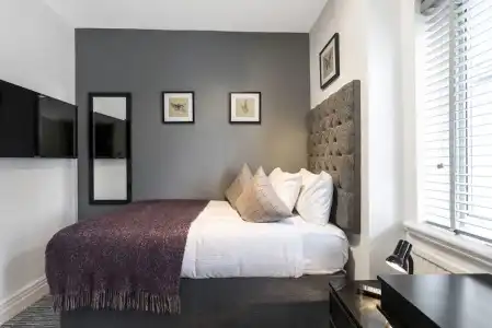 Martel Guest House - 9
