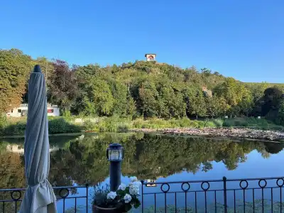 Victoria - 12