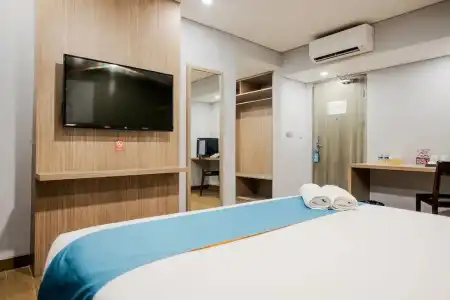 RedDoorz Premium near CBD Puri Indah - 78