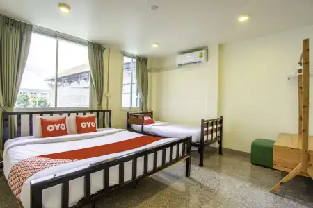 OYO 928 Leaf Hostel - 51