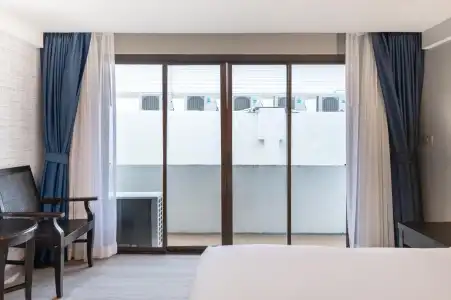 Kokotel Phuket Patong - 42