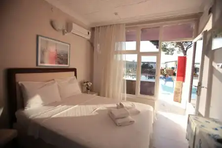 Tunc Otel - 36