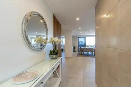 Bay Royal Apartments - 221