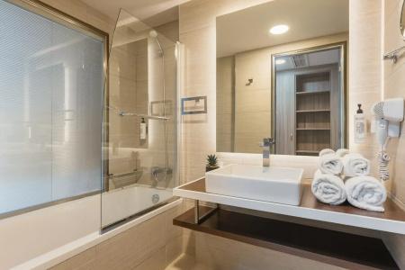 Alexandra Beach Resort & Spa - 55